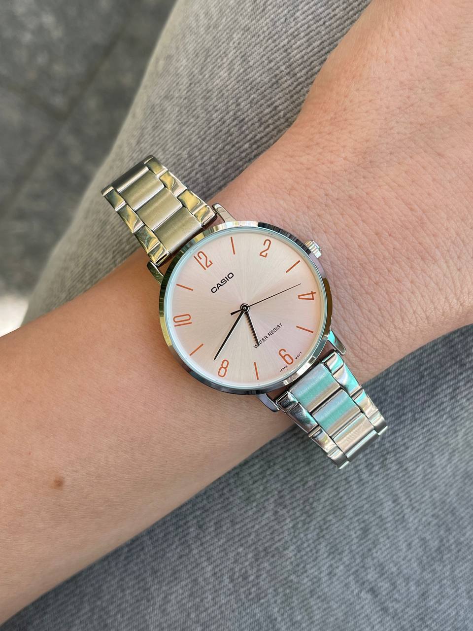 CASIO LTP-VT01D-4B2